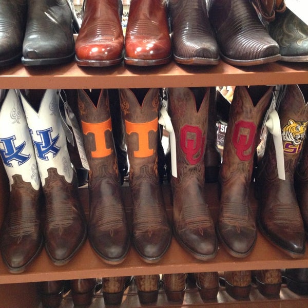 lucchese boots warehouse