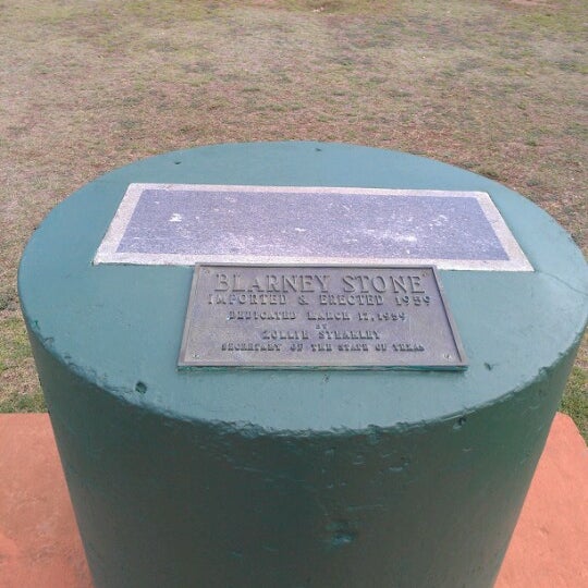 Blarney Stone 8 visitors