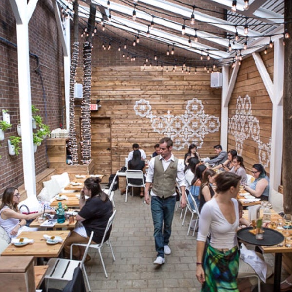 Bar Reyna Yorkville Toronto, ON