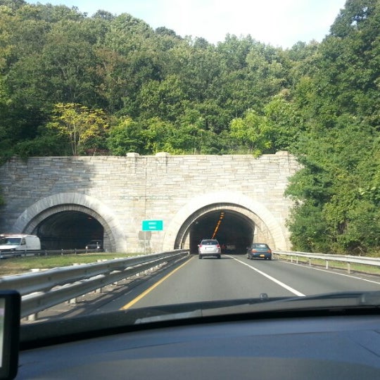 Heroes Tunnel - Tunnel in New Haven