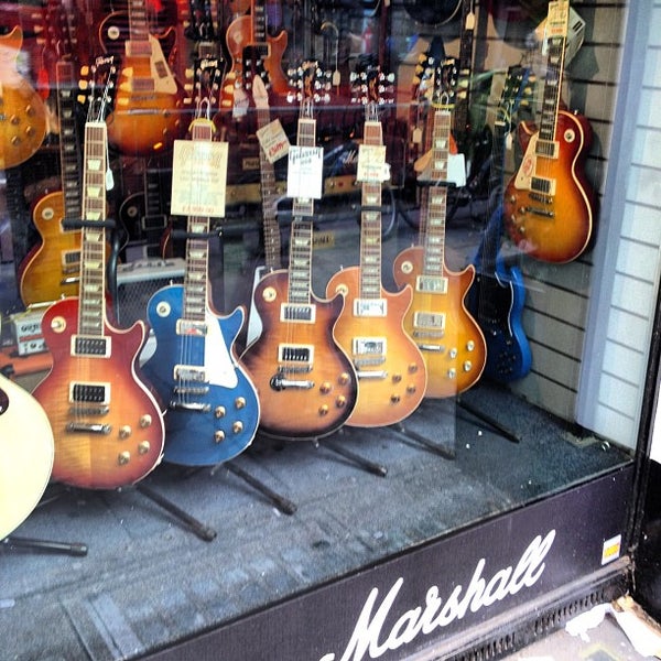 Vintage and Rare Guitars (Now Closed) - Music Store in London