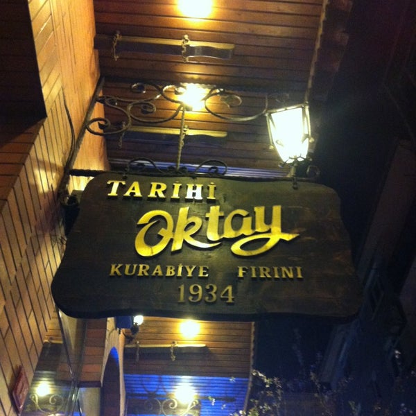 Tarihi Oktay Kurabiye Fırını İstanbul�da Fırın