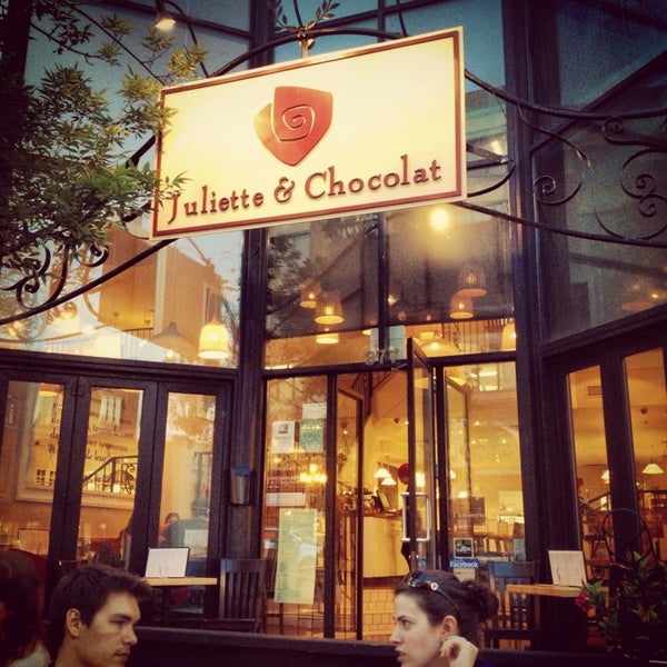 Juliette & Chocolat Dessert Shop in Montreal