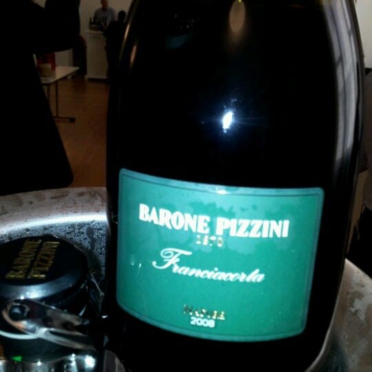 Foto di Palazzo dei Giureconsulti Edificio in Milan