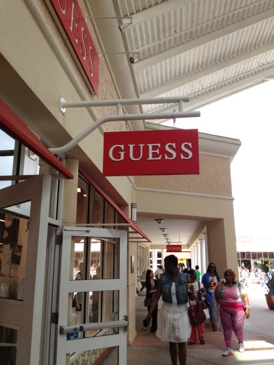 GUESS Factory Store Loja De Roupas Em Orlando GUESS Factory Store Loja De Roupas Em Orlando