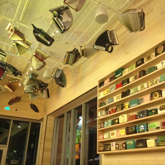 Collections Cafe Lower Queen Anne 21 tips