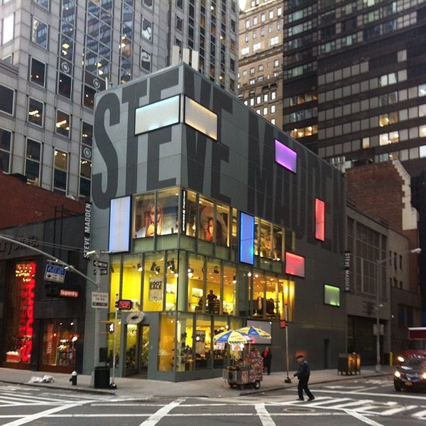 steve madden outlets near me