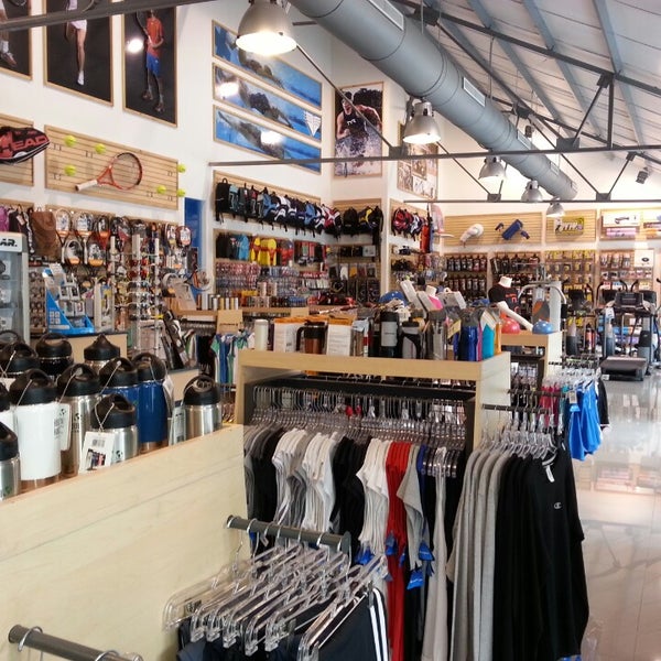 tienda north face multiplaza escazu tienda north face multiplaza escazu