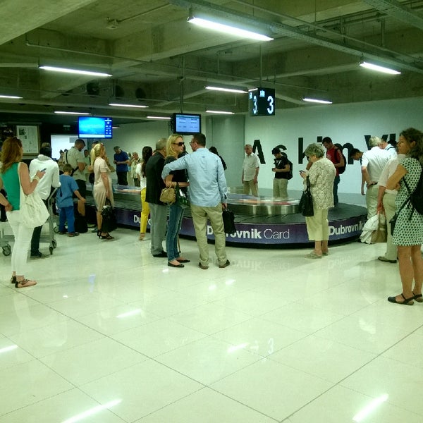 philadelphia airport arrivals departures