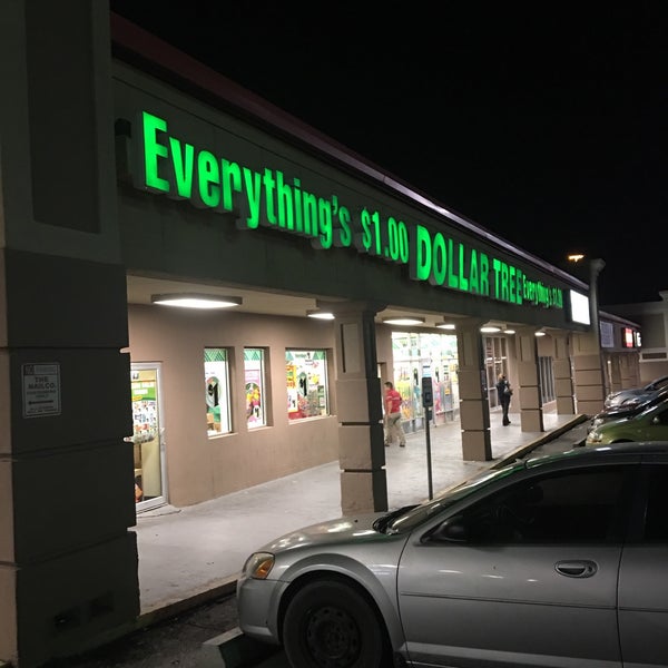 Dollar Tree Discount Store in El Paso