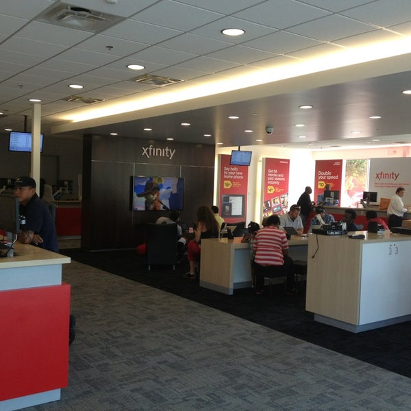 EXPLORE ALL XFINITY OFFERS All listings of Comcast store locations and hours in all states. Please select your state below or refine by major cities. Try to explore and find out the closest Comcast store near you.