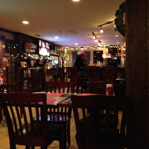 Makris Lobster & Steak House Seafood Restaurant in Concord