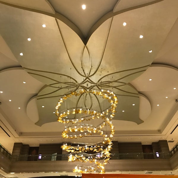 Photos At Crowne Plaza Hefei Hotel In Photo Taken At Crowne Plaza Hefei Hotel By Xuanqi A On 4 21