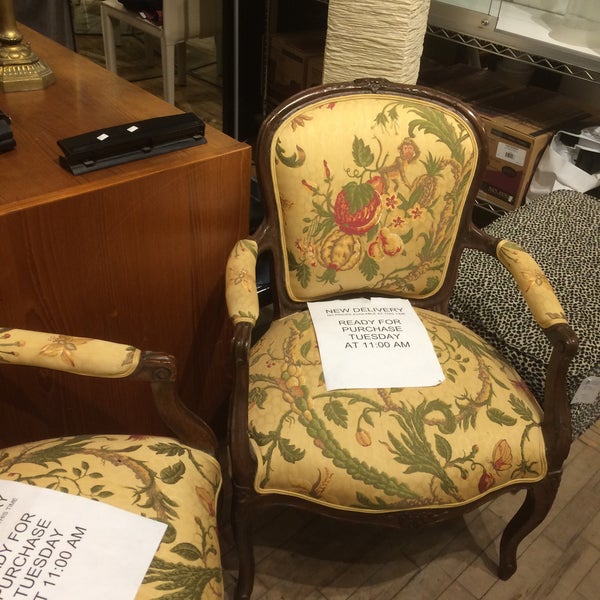 Angel Street Thrift Shop Chelsea 5 tips