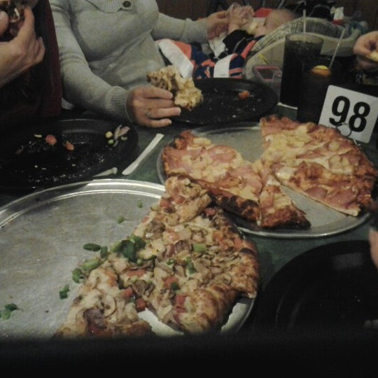 Round Table Place In Chico