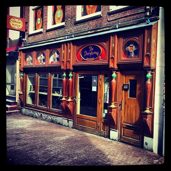 De Dampkring Marijuana Dispensary in Amsterdam