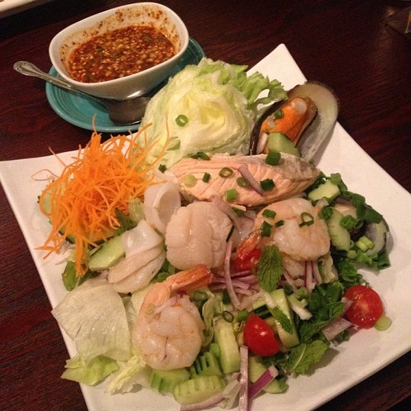 Royal Orchid Thai Restaurant in Downtown Renton