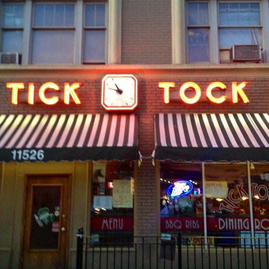 tick tock lounge