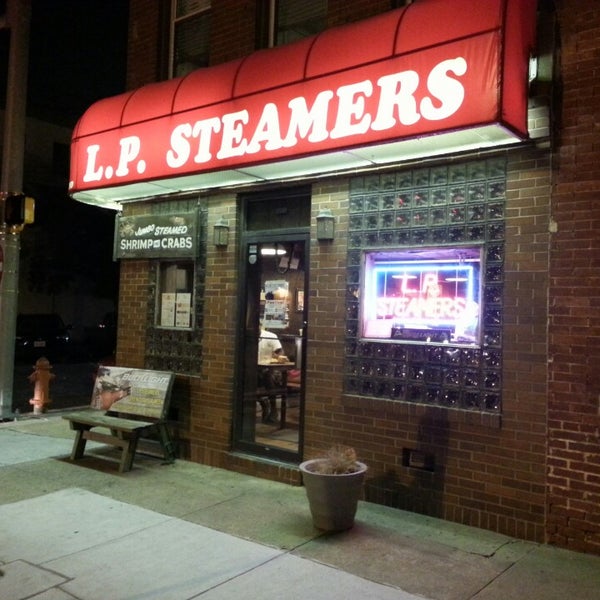 L.P. Steamers Seafood Restaurant in Locust Point