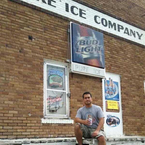 Ice House / Pure Ice Co. 101 Capitol St