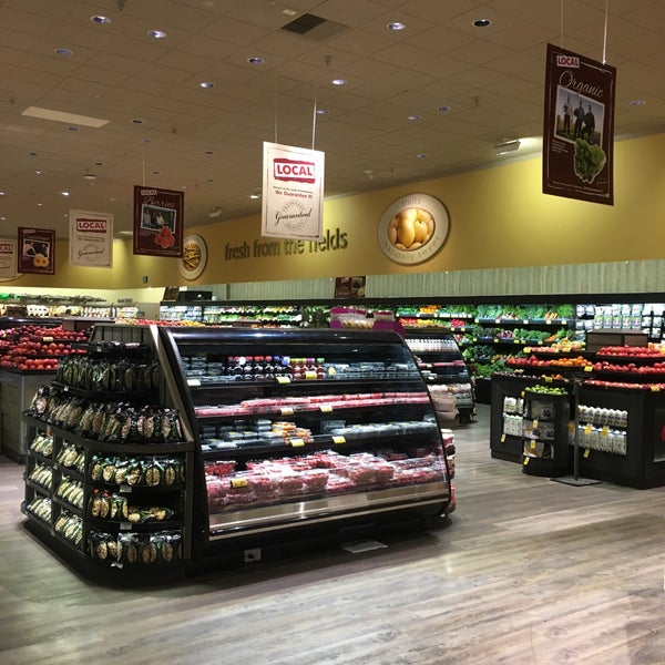 Vons Grocery Store in Northeastern San Diego