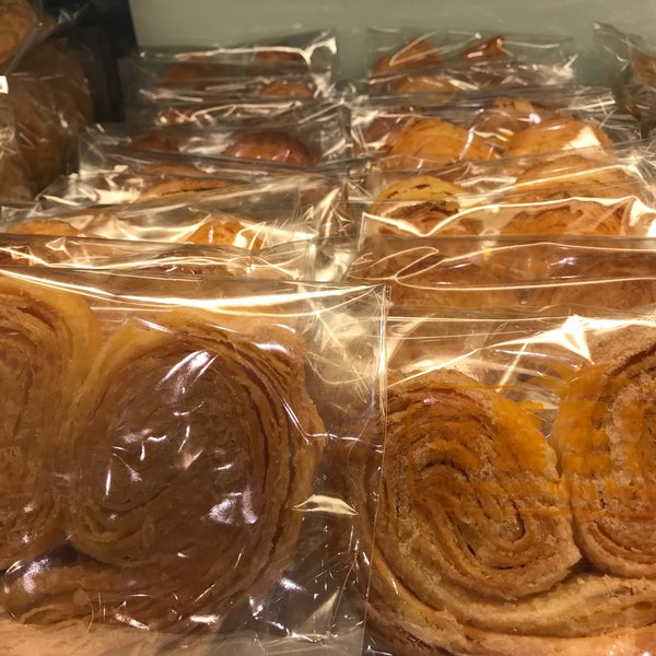 Pineapple King Bakery Outer Sunset 13 tips from 413 visitors