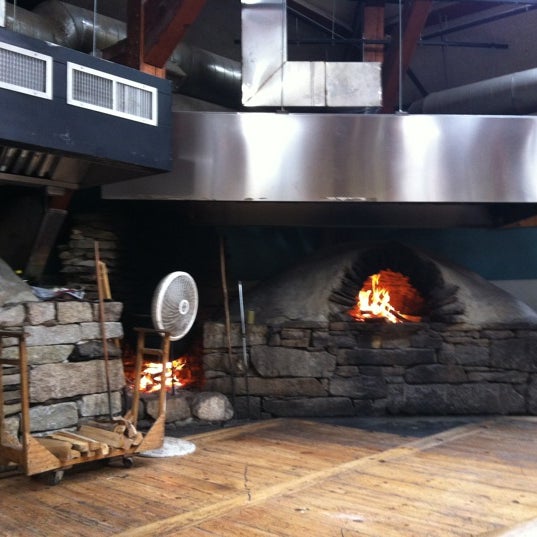 Flatbread Pizza Company 2760 White Mountain Hwy