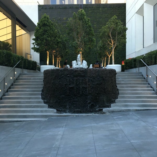 Ruth Asawa's Fountain Downtown San FranciscoUnion Square 1 tip