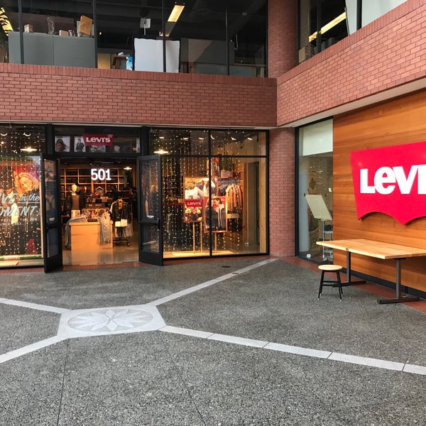 levi strauss store