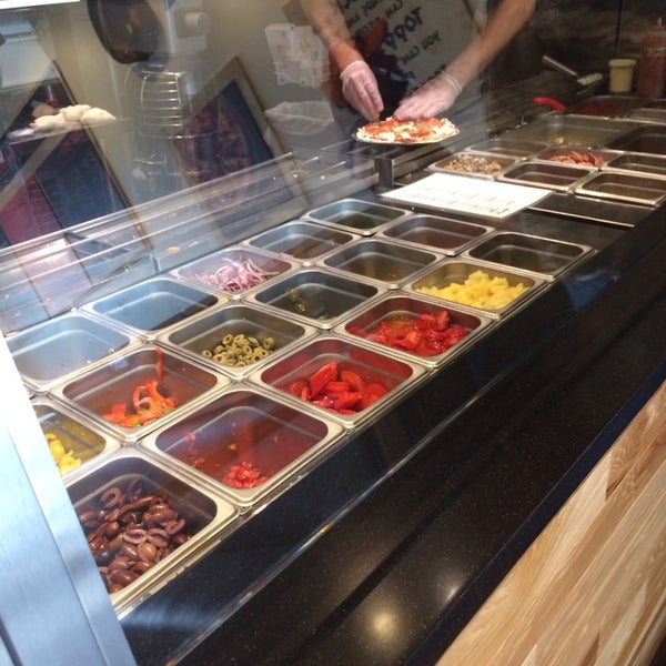 Pie Five Pizza Shoppes at Deer Creek Woods Overland Park, KS