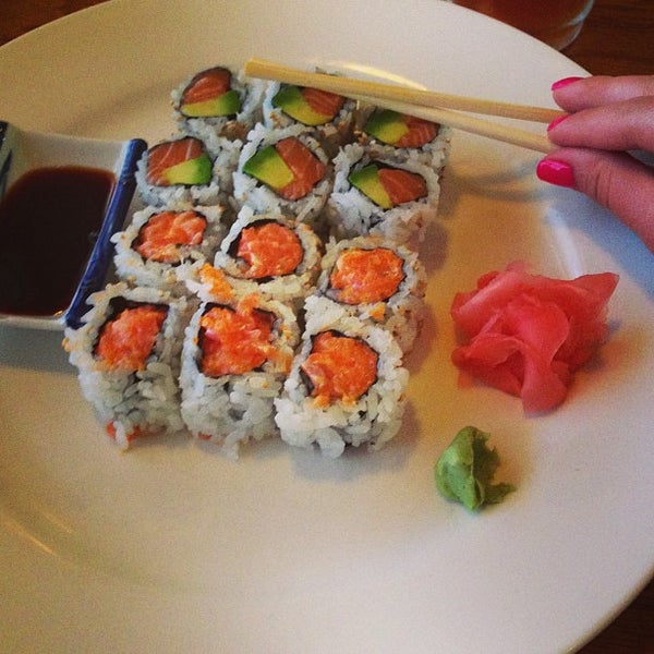 Blackjack sushi roll