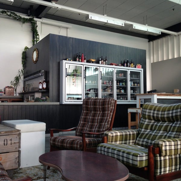 Where's Good? Holiday and vacation recommendations for Auckland, Nuova Zelanda. What's good to see, when's good to go and how's best to get there.