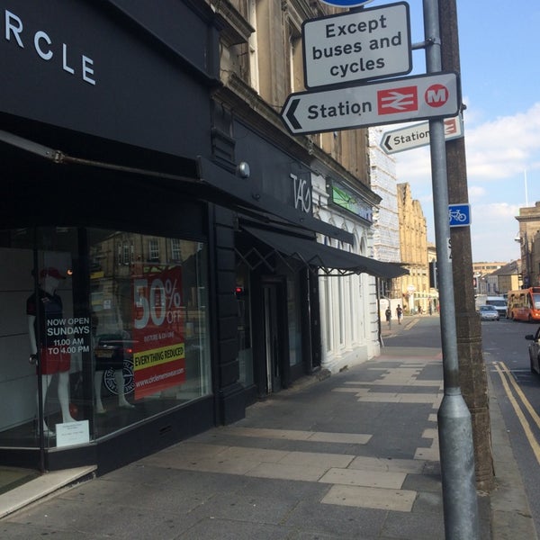 Ptos at TAG Hair Design - Huddersfield Town Centre - 16 visitors
