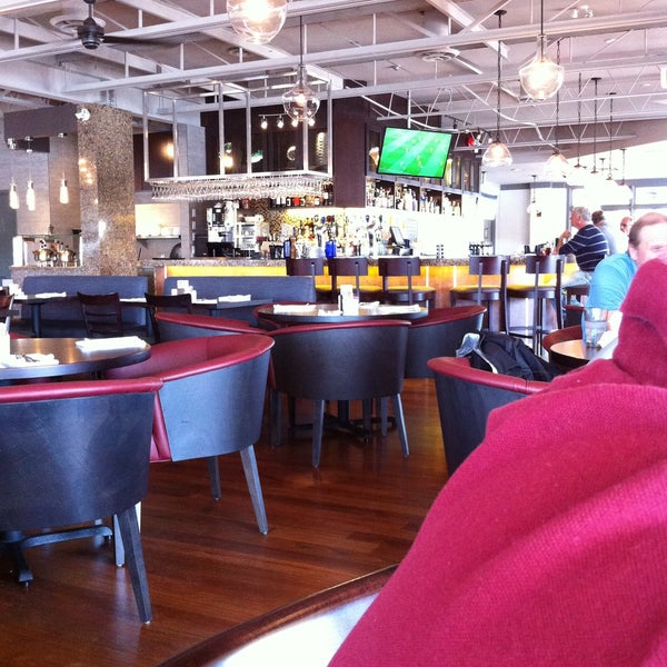 Snug Harbour Seafood, Bar & Grill Port Credit 14 Stavebank Rd S