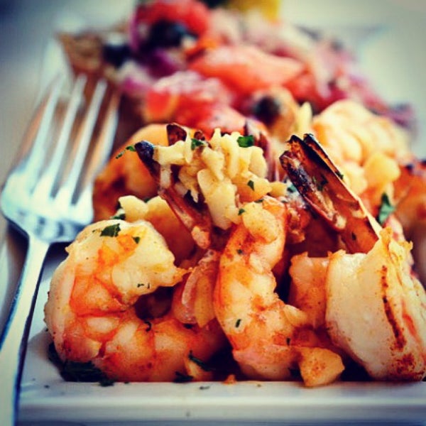 The Shrimp Box & Outside The Box Patio Bar 75 Inlet Dr