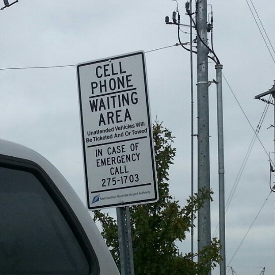 Cell phone waiting area BNA Airport Nashville, TN
