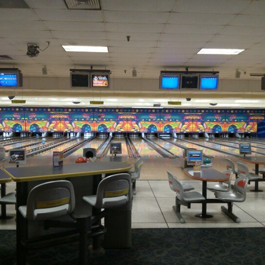 Brunswick Zone Turnersville Lanes - Bowling Alley in Turnersville