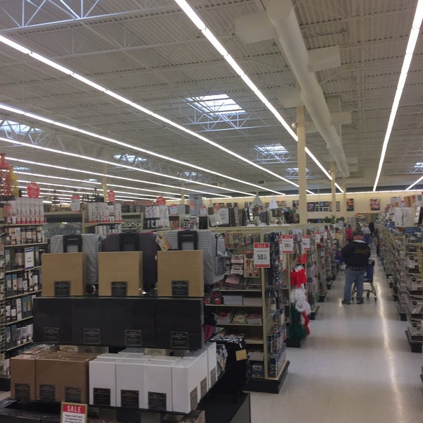 Hobby Lobby - 2 tips from 396 visitors