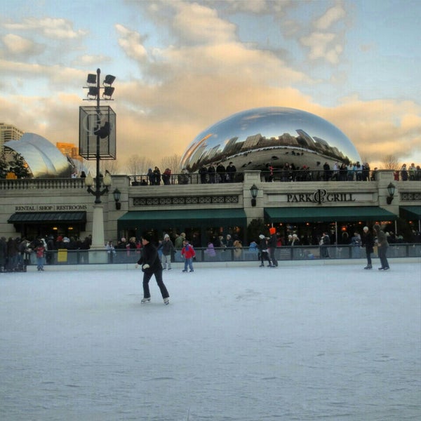 McCormick Tribune Ice Rink Skating Rink in Chicago