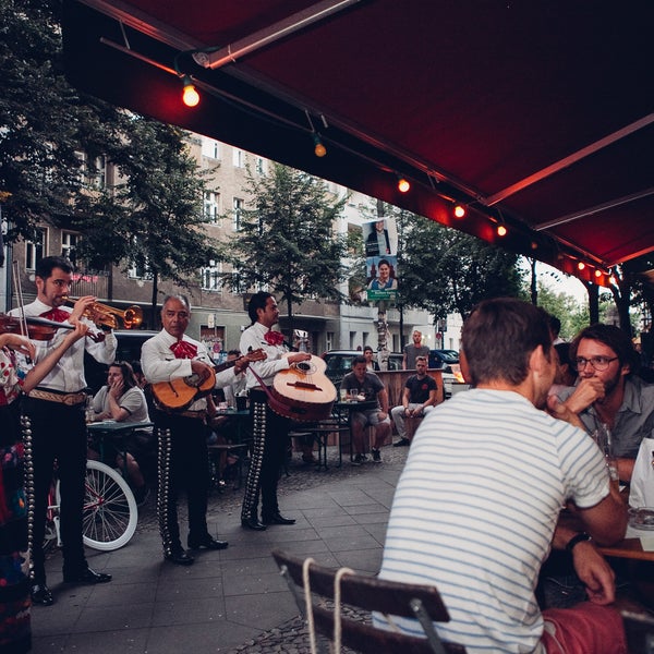 Santa Cantina - Boxhagener Kiez - 22 подсказки(-ок)