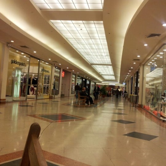 Centro Commerciale Montebello 5 tips from 559 visitors