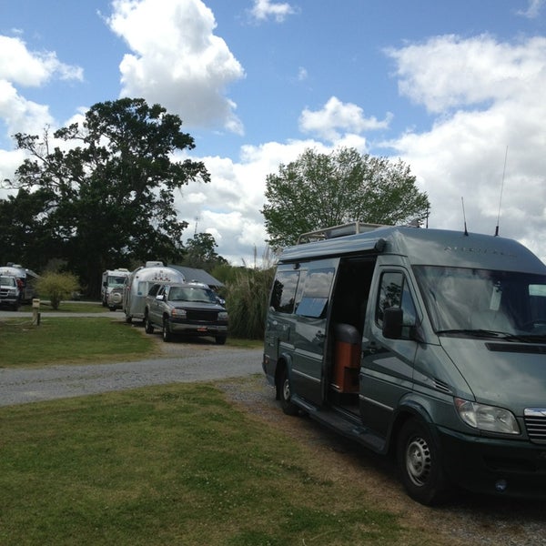 Bayou Wilderness RV Park Campground in Lafayette