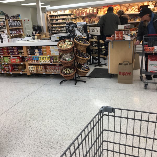 HyVee Wine & Spirits Liquor Store in Omaha