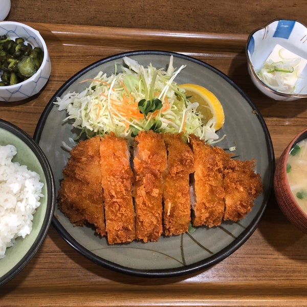 とんかつ三田本店 Tonkatsu Restaurant in 幸区