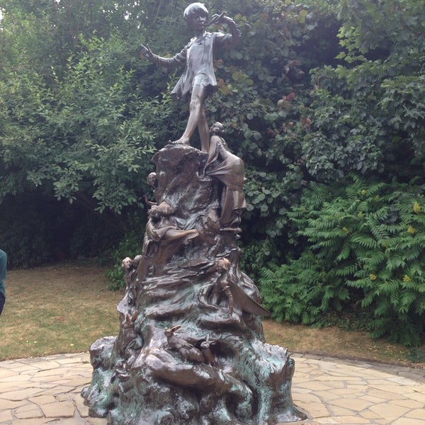 Peter Pan Statue - Outdoor Sculpture in London