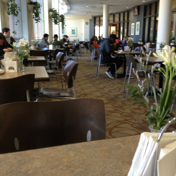 The Village Summit Dining Commons 80 Carlton St