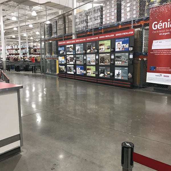 Photos at Costco Wholesale Chomedey Laval, QC