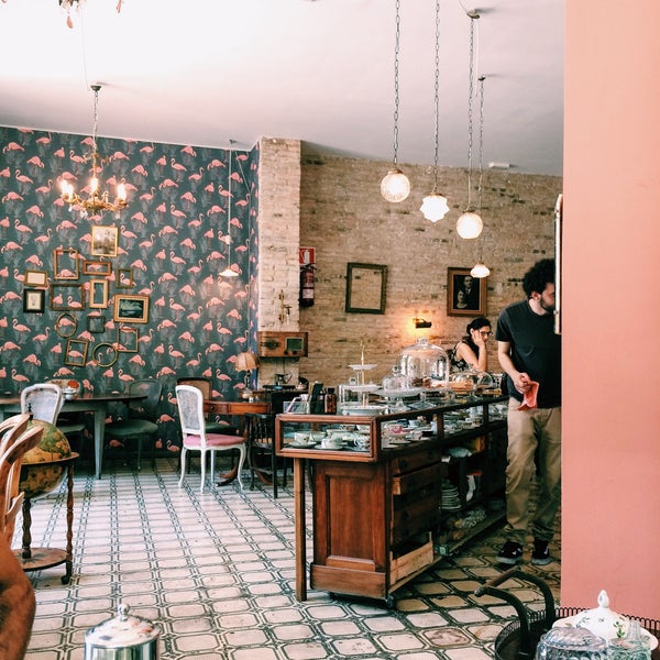 Where's Good? Holiday and vacation recommendations for Barcelona, Spain. What's good to see, when's good to go and how's best to get there.