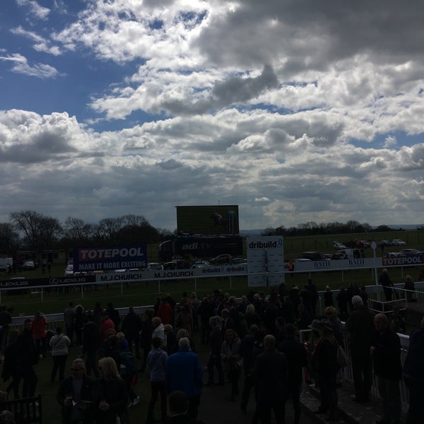 Bath Racecourse 233 visitors