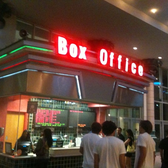 Cobb Downtown 16 Theatre 11701 Lake Victoria Gardens Ave